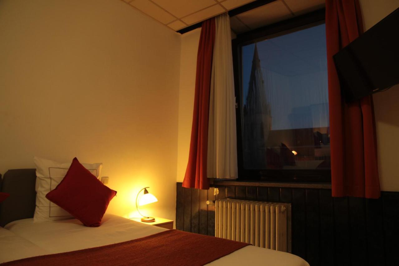 Hotel De Spiegel سينت-نيكلاس المظهر الخارجي الصورة